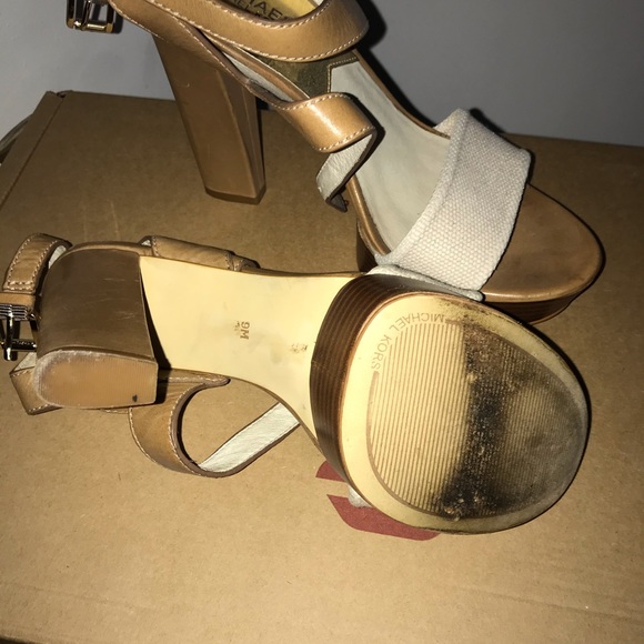 Michael Kors platform heels - Picture 2 of 2